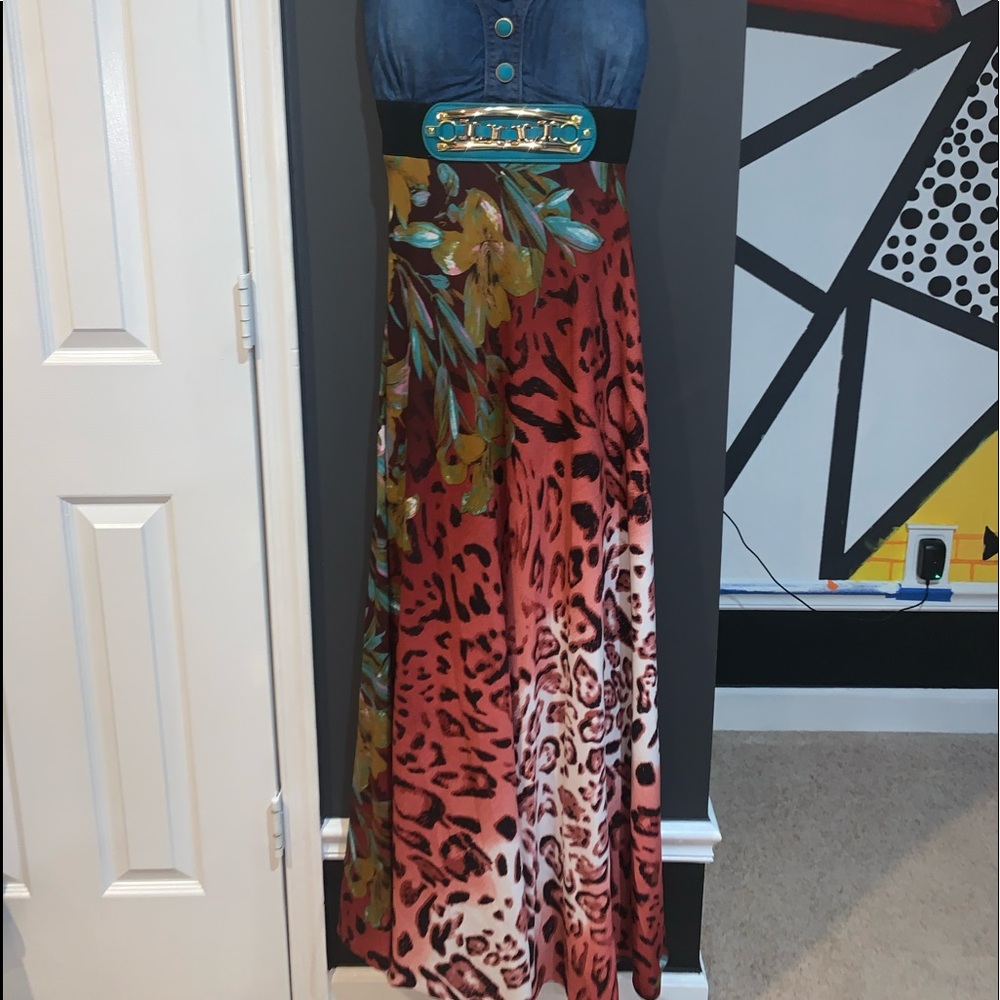 Unique multi pattern long dress!